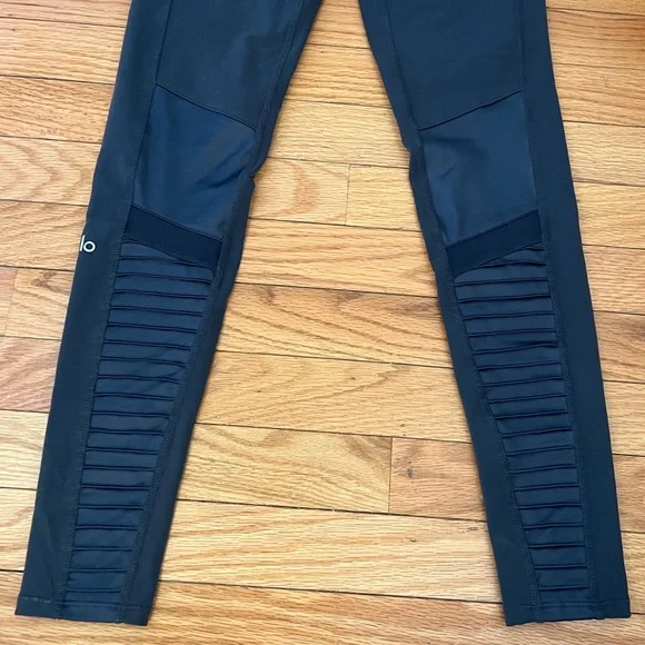 ALO Yoga Moto Legging, Full Length, Size Small - Picture 8 of 8